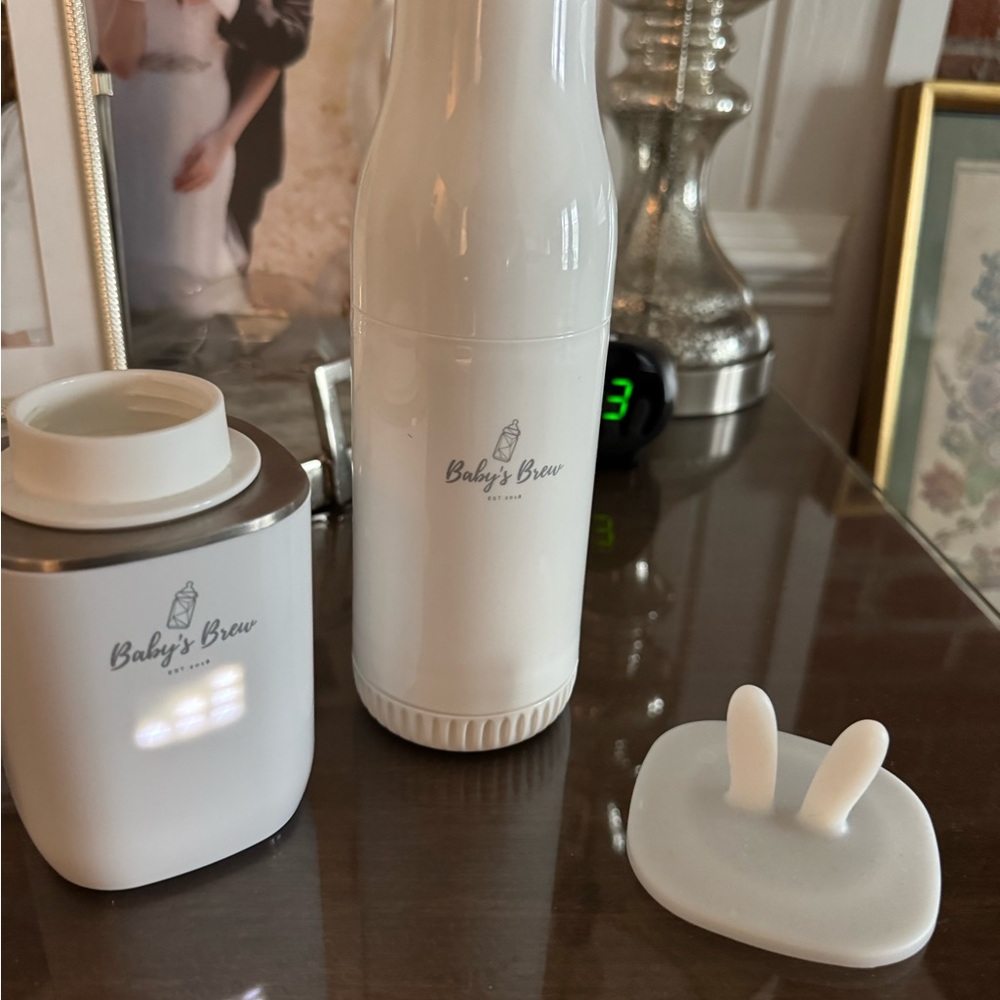 Baby's Brew White Bottle Warmer Set with Dr Browns narrow neck adapter